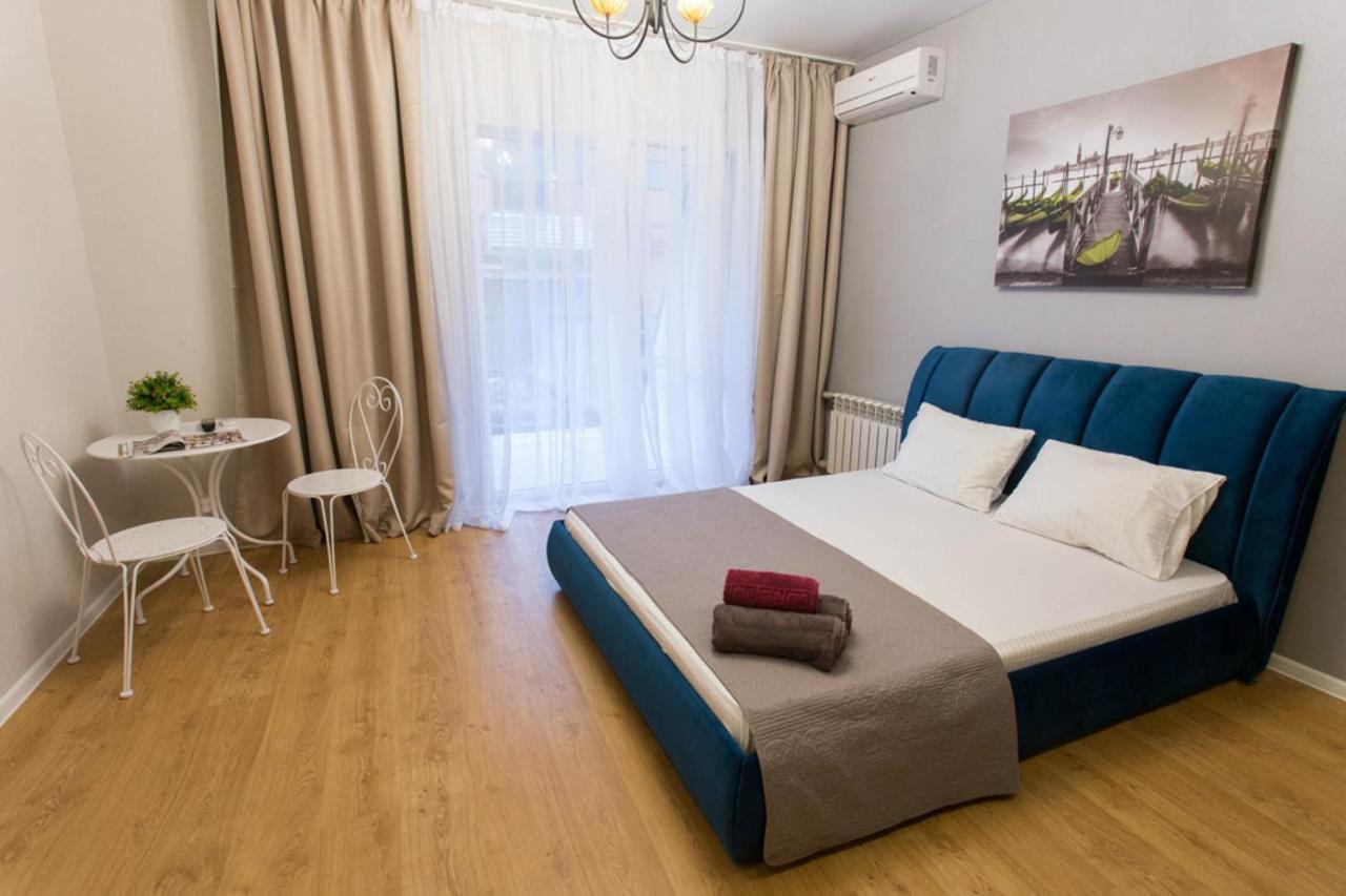 Studio Near Metro Yaroslava Mudroho, Universytet - Mykoly Khvylovoho Str 5-3 Charkov Exteriér fotografie