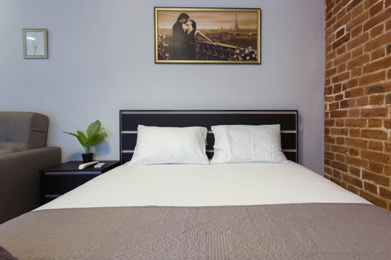 Studio Near Metro Yaroslava Mudroho, Universytet - Mykoly Khvylovoho Str 5-3 Charkov Exteriér fotografie